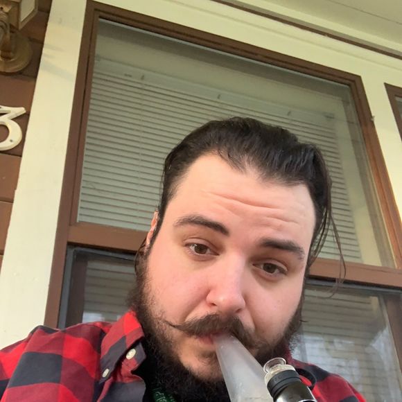 Meet your Posher, Cody - Picture 1 of 1